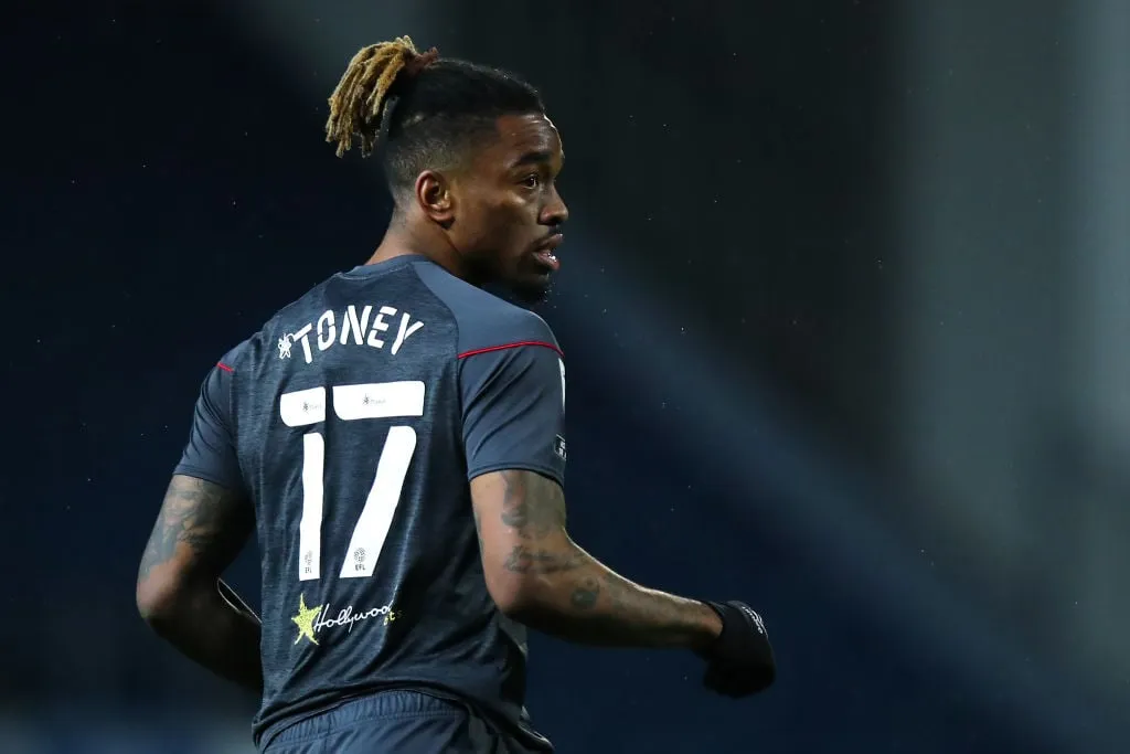 «Не выконвае сваю працу належным чынам»: Іван Тоні адпраўляе паведамленне чалавеку з Ліверпуля' title='«Не выконвае сваю працу належным чынам»: Іван Тоні адпраўляе паведамленне чалавеку з Ліверпуля