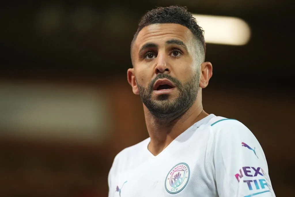 Mahrez underskriver City-kontrakt' title='Riyad Mahrez vil underskrive en ny Manchester City-kontrakt på grund af rygter om exit