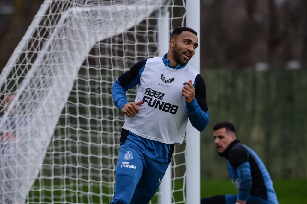 NEWCASTLE UPON TYNE INGLATERRA - 15 DE DICIEMBRE: Callum Wilson durante la sesión de entrenamiento de Newcastle United en el Centro de entrenamiento de Newcastle United el 15 2021 de diciembre en Newcastle upon Tyne Inglaterra. (Foto de Serena Taylor/Newcastle United vía Getty Images)' title='La lesión de Callum Wilson puede ayudar a que Newcastle se mantenga en pie – Nuestra opinión