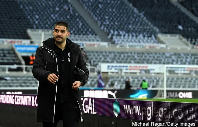 Aleksandar Mitrovic fra Newcastle United ankommer til stadion forud for Premier League-kampen mellem Newcastle United og Leicester City på St. James Park den 9. december 2017 i...' title='Newcastle United-fans har brug for Aleksandar Mitrovic for at holde formen i gang