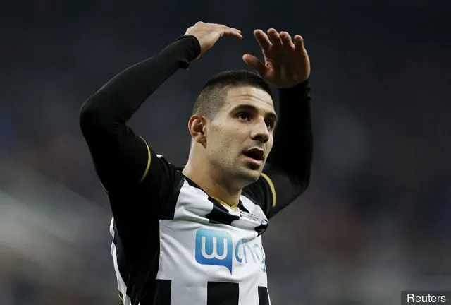 Newcastle United' title='Aleksandar Mitrovic arról beszél, hogy Newcastle-szurkolóként nő fel, és azt mondja, hogy karrierje hátralévő részét a klubnál töltheti
