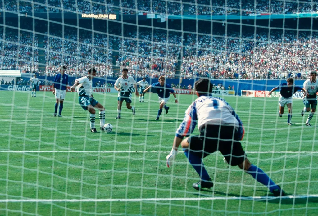 WM-Halbfinalspiel Bulgarien gegen Italien' title='Deutschland verärgerte Stoichkovs Heldentaten und brachten Bulgarien 1994 ins Halbfinale der Weltmeisterschaft