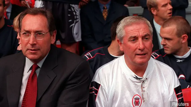 Roy Evans e Gerard Houllier, allenatori congiunti del Liverpool' title='L'ex portiere del Liverpool ricorda come il club abbia fatto di tutto per suggellare il suo contratto da record
