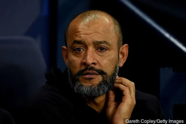 Manager van Wolves Nuno Espirito Santo kijkt toe tijdens de Carabao Cup-wedstrijd in de vierde ronde tussen Manchester City en Wolverhampton Wanderers in het Etihad Stadium op 24 oktober 2017 in...' title='Steve Bull geeft toe dat hij een raar gevoel heeft over Wolven