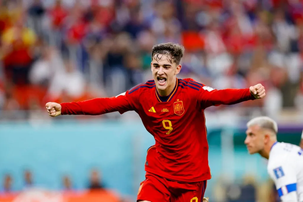 Gavi on Espanjan nuorin MM-maalintekijä' title='Gavi ohitti Guardiolan ja kuusi muuta Espanjan nuorimpana MM-maalintekijänä
