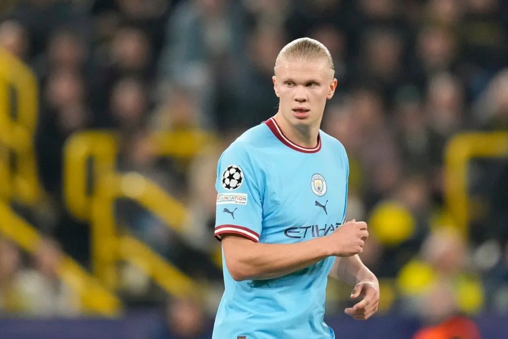 Liverpool Tottenham Youssoufa Moukoko' title='Erling Haalands agent verdsetter Manchester Citys superstjerne til 883 millioner pund