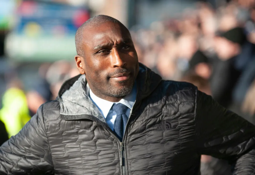 'Kaunis': Sol Campbell kehuu Newcastlen puolustajaa 8-0-voiton jälkeen Sheffield Unitedia vastaan' title=''Kaunis': Sol Campbell kehuu Newcastlen puolustajaa 8-0-voiton jälkeen Sheffield Unitedia vastaan