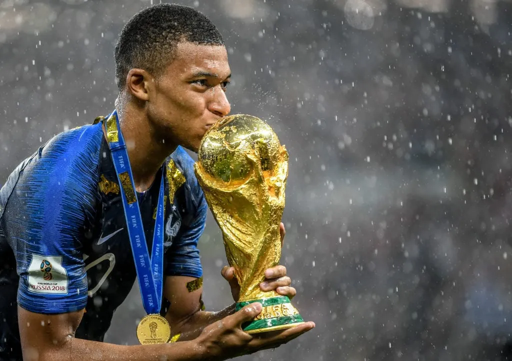 Frankreich gegen Kroatien – Finale der FIFA Fußball-Weltmeisterschaft Russland 2018' title='Mbappe Kieran Trippier ist jetzt im Team des Turniers der Weltmeisterschaft 2018