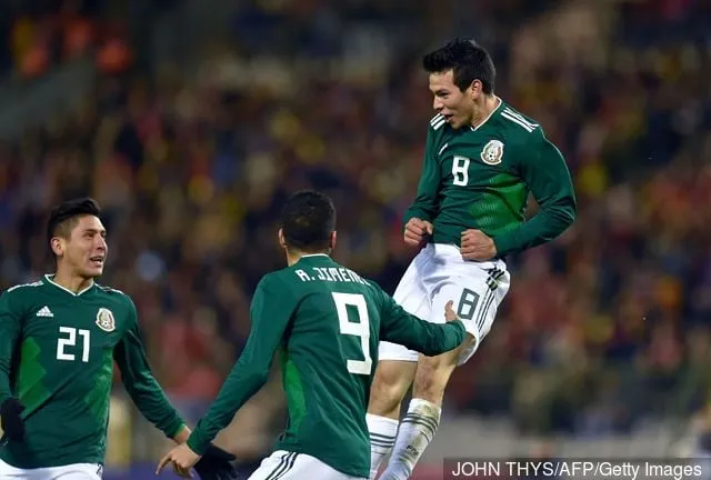 Mexico' title='6 mål på 7 kamper... Hirving Lozano viser igjen at han er et must-kjøp for Everton