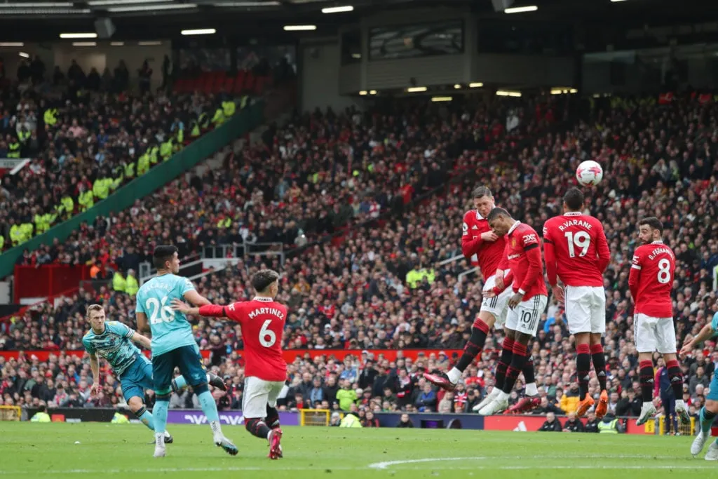 Manchester United gegen Southampton FC – Premier League' title='James Ward-Prowse oder Juninho Pernambucano: Rio Ferdinand wählt den besseren Freistoßschützen