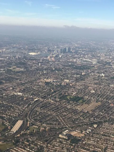 アプトン パーク 1' title='「彼女は完全に去ってしまった」ロンドンの風景からアプトン・パークが消されたことを示す新しい航空写真