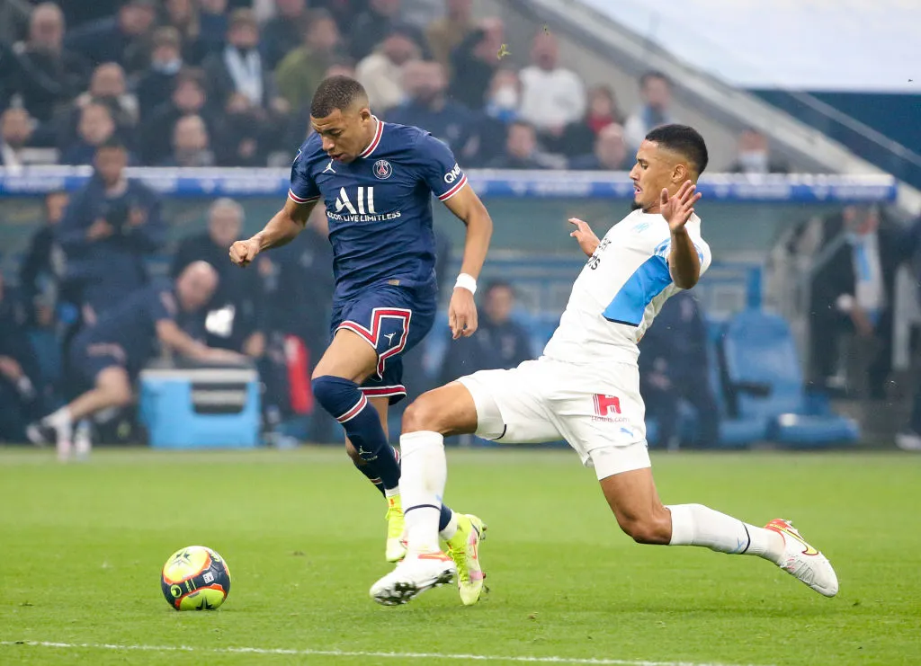 Arsenal Newcastle PSG-kryss' title=''Du er en maskin': Spillere ble blåst bort etter å ha sett Arsenal-utlånets siste opptreden