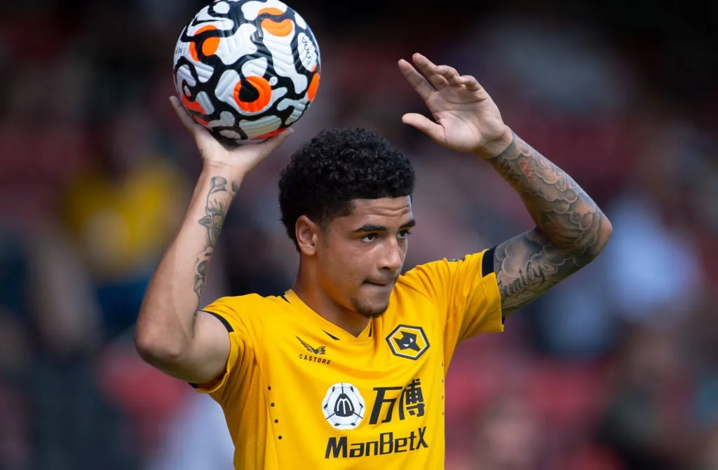 Ki-Jana Hoever' title='Ki-Jana Hoever megosztja a „nehéz” okot, amiért kilépett a Liverpoolból a Wolvesért