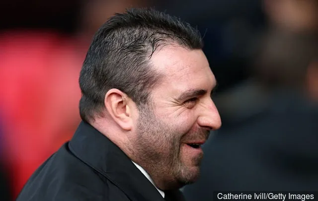 세인트 메리에서 열린 사우샘프턴과 에버턴의 프리미어리그 경기 전 에버턴의 데이비드 언스워스 관리인 감독' title='지놀라는 에버튼의 에이스 루니에 대한 언스워스의 처우를 비난했다.