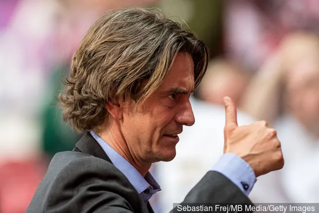 Thomas Frank menedzser, a Brentford reakciója a Sky Bet Championship mérkőzésen a Brentford és a Leeds United között a Griffin Parkban 2019. április 22-én, Brentford Englandben.' title='Thomas Frank őszinte véleményt mond a Brentford Leeds United elleni győzelméről