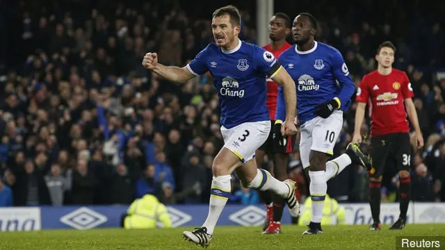 Everton' title='Phil Neville dice que no fue aceptado por la afición del Everton hasta ese momento ante el Manchester United
