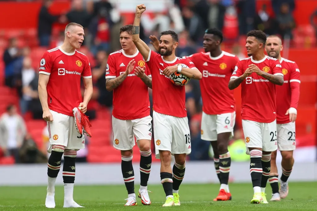 Bruno Fernandes Manchester United Arsenal' title=''Fantastisk': Rafael da Silva siger, at han absolut elsker at se 'skøre' Manchester United-stjerne