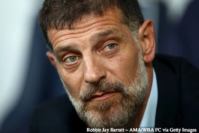 Slaven Bilic är huvudtränare' title='West Brom-fansen reagerar på West Ham-lånade Grady Dianganas debut