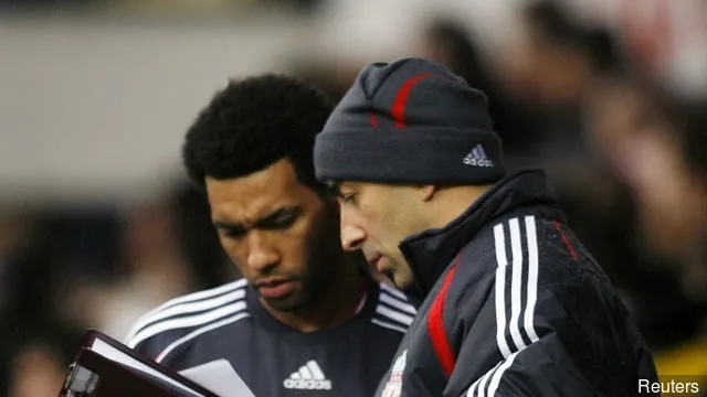 Jermaine Pennant - Liverpool med trener Pako Ayestaran' title='Vær den som har aval av verdier; Rangers