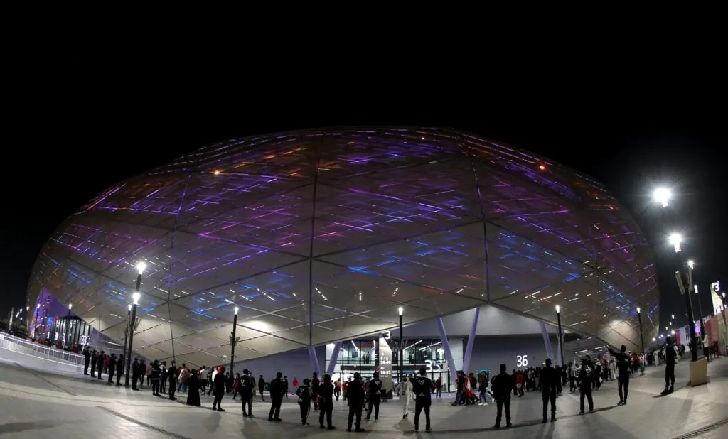 ДОХА, КАТАР - 10 СНЕЖНЯ: Агульны выгляд бяспекі каля стадыёна Education City уначы падчас Кубка Арабскіх ФІФА ў Катары 10 снежня 2021 г. у Досе, Катар. (Фота MB Media/Getty Images)' title='Стадыёны Чэмпіянату свету па футболе ў Катары 2022: тлумачэнне ўмяшчальнасці пляцовак