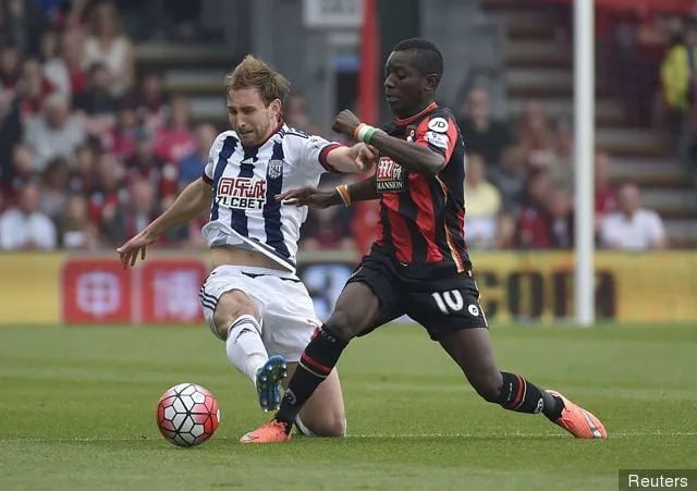 ボーンマス' title='グラデルがクックとの写真をツイッターに投稿 リーズファンが反応