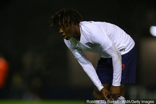 Eberechi Eze fra England U20 under den internationale venskabskamp under 20 år mellem England og Italien på Mill Farm den 11. oktober 2018 i Blackpool England.' title='QPR vil angiveligt have £10 millioner for Tottenham Crystal Palace-linkede Eberechi Eze