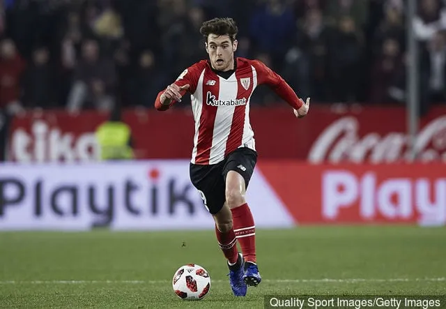 Ібай Гомес з 'Атлетык' з Більбаа падчас матчу 1/8 фіналу Кубка Іспаніі паміж ФК 'Севілья' і 'Атлетык' з Більбао на стадыёне 'Рамон Санчэс Пісхуан' 16 студзеня...' title='Ібай Гомес кажа, што Лідс Юнайтэд хацеў яго ў студзені