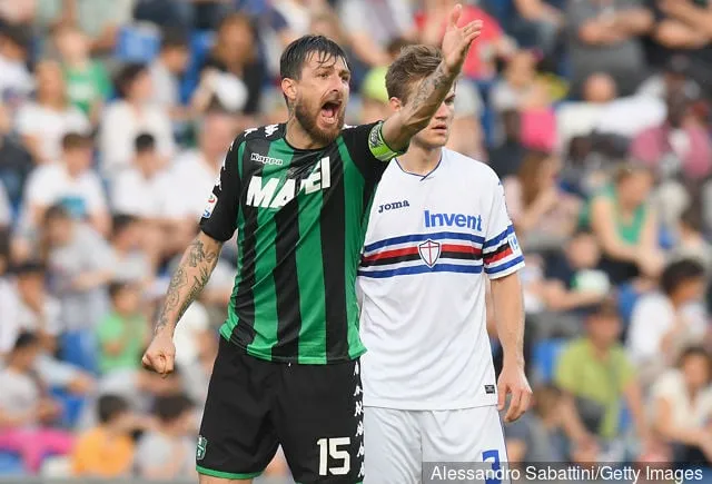 Francesco Acerbi US Sassuolosta eleillä Serie A -ottelussa US Sassuolon ja UC Sampdorian välillä Mapei Stadiumilla - Citta' title='Raportti: Francesco Acerbi on tyrmännyt West Hamin kiinnostuksen liittyä Lazioon 11 miljoonalla punnalla