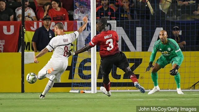 bryst' title='«Bare signer ham på nytt»: Noen Liverpool-fans reagerer på Susos oppvisning mot Manchester United