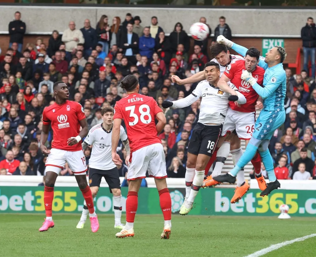 Harry Maguire' title='Keylor Navas a proposé de quitter Nottingham Forest alors que l'entraîneur ouvre la porte à un déménagement estival
