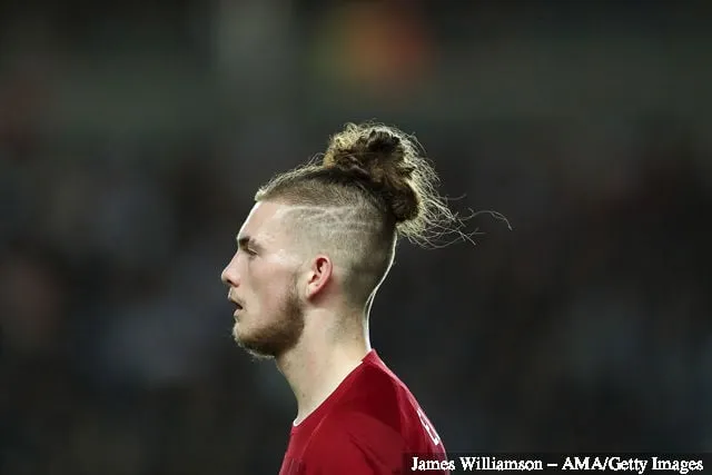 I tifosi del Liverpool su Twitter reagiscono ai commenti di Harry Kewell sul taglio di capelli di Harvey Elliott