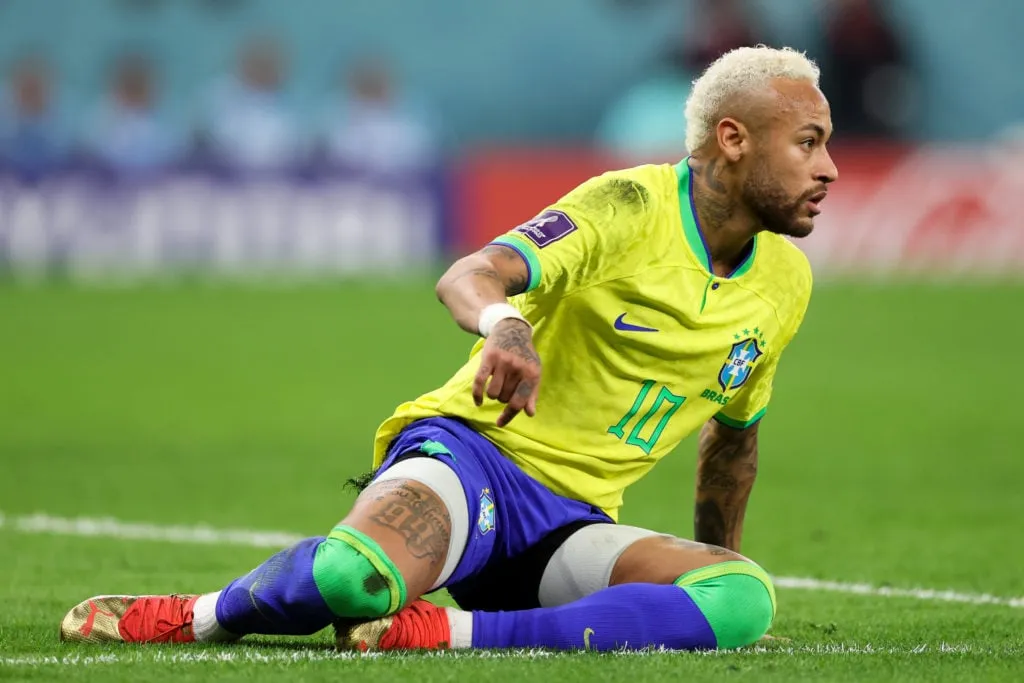 Perché Neymar ha ricevuto un cartellino rosso? La stella del Paris Saint-Germain è stata espulsa contro lo Strasburgo