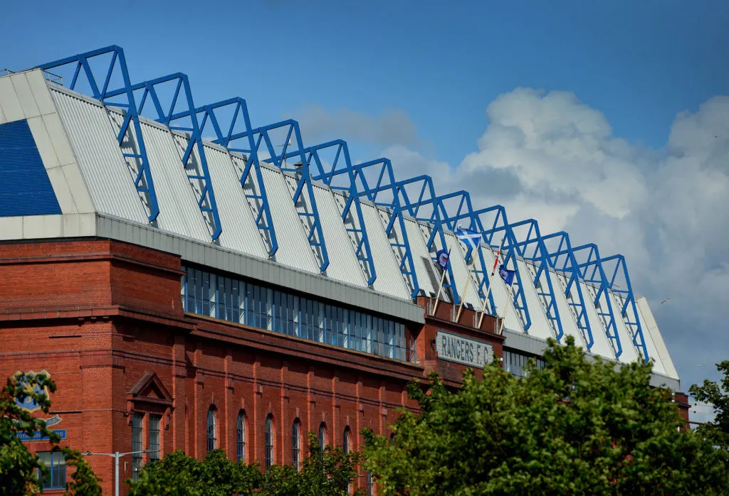 Miembro de la junta de los Rangers establece un cronograma para la expansión de Ibrox a medida que las ventas de boletos de temporada superan los 44000