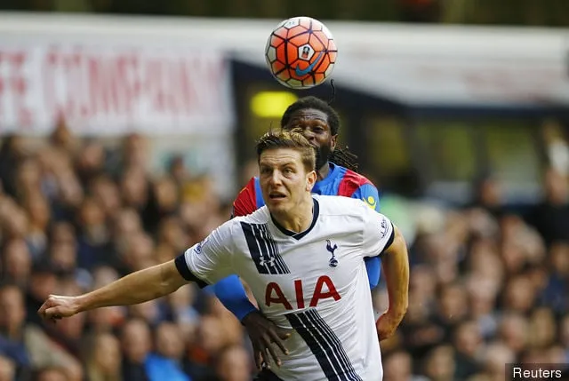 Palazzo di Cristallo' title='Cronaca: L'ex attaccante dell'Arsenal Emmanuel Adebayor si prepara per un trasferimento shock