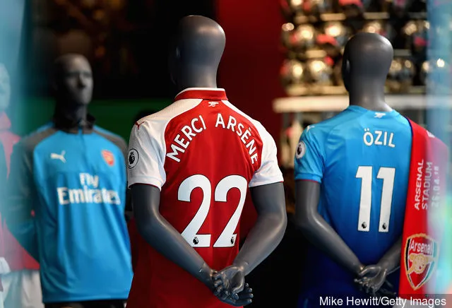 “Il peggiore che abbia mai visto”: i tifosi dell’Arsenal reagiscono al nuovo kit “trapelato”.