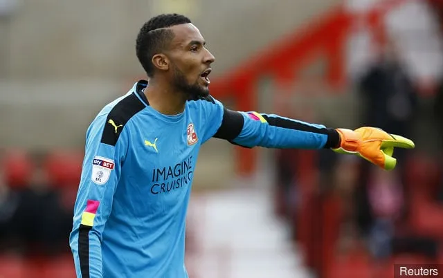 Суіндан Таун' title='«Манчэстэр Сіці» зацікавіўся галкіперам «Суіндан Таўн» Лоўрэнсам Вігуру