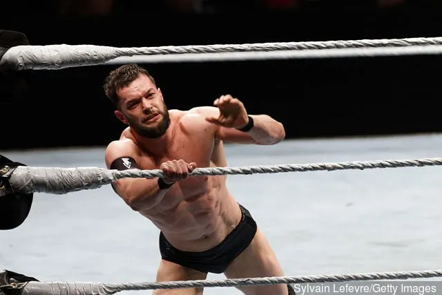 토트넘은 메이저 타이틀 우승 후 WWE 슈퍼스타 핀 밸러에게 트윗을 보냈습니다.