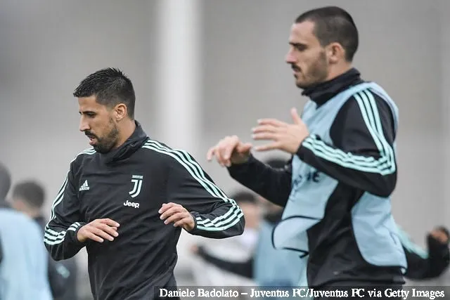 El jugador de la Juventus Sami Khedira durante la sesión de entrenamiento de la Liga de Campeones en el JTC el 21 de octubre de 2019 en Turín, Italia.' title='Los primeros 7 fichajes de José Mourinho en el Real Madrid: ¿dónde están ahora?