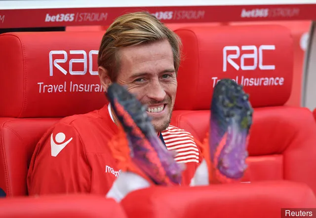 Peter Crouch critica la gestione dell'uscita del Tottenham Hotspur nel 2011