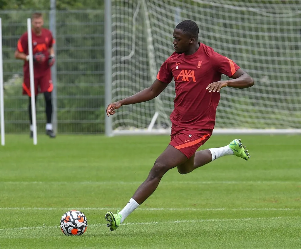 Ibrahim Konaté fait ses débuts à Liverpool' title='Ibrahima Konaté nomme cinq joueurs de Liverpool avec lesquels il est déjà lié, dont un homme de 34 millions de livres sterling