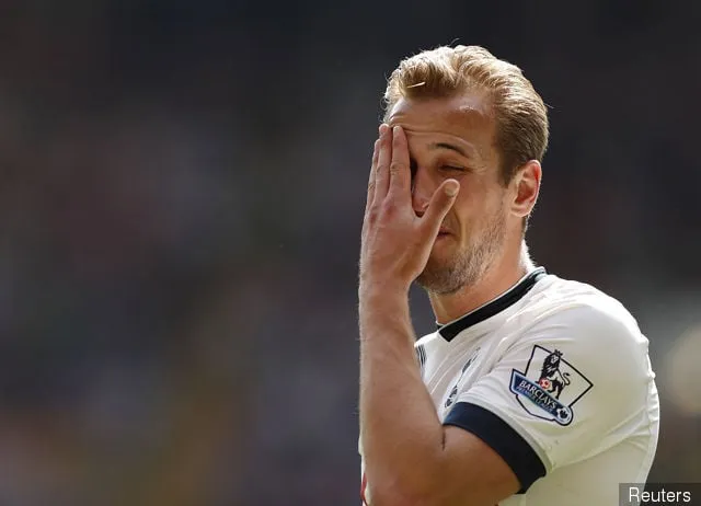 Tottenham Hotspur' title='Harry Kane sender besked på Twitter. Tottenhams fans svarer
