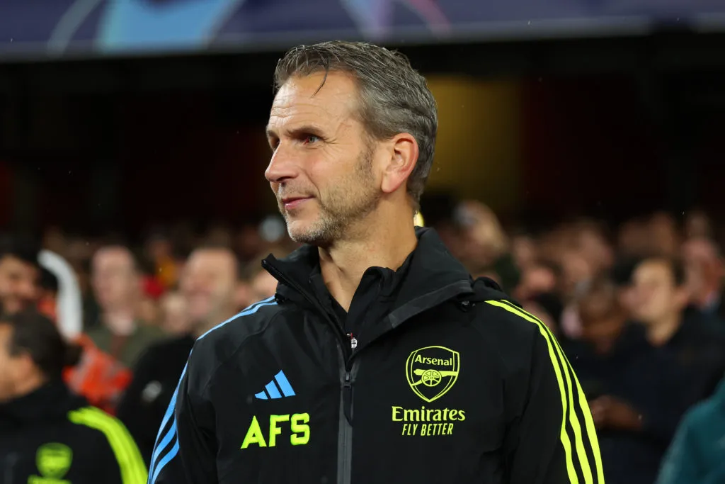 Il giornalista olandese ora sostiene che l'allenatore dell'Arsenal diventerà il nuovo allenatore dell'Ajax