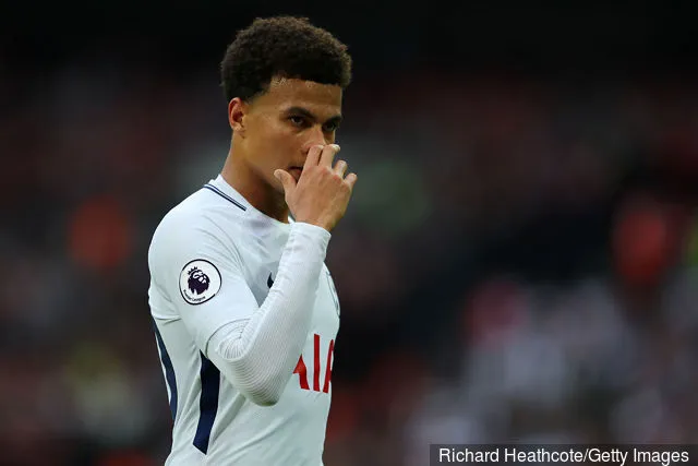 Dele Alli de Tottenham lors du match de Premier League entre Tottenham Hotspur et l'AFC Bournemouth au stade de Wembley le 14 octobre 2017 à Londres en Angleterre.' title='David Ginola a deux critiques à l’égard de Dele Alli de Tottenham Hotspur