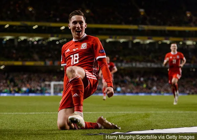 Gareth Bale réagit sur Twitter au coup franc de la sensation de Liverpool Harry Wilson