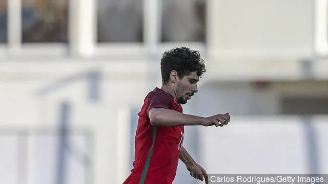 ギル・ディアスとディオゴ・ゴンサルベスが9-0の勝利を鼓舞し、ノッティンガム・フォレストのファンが感動