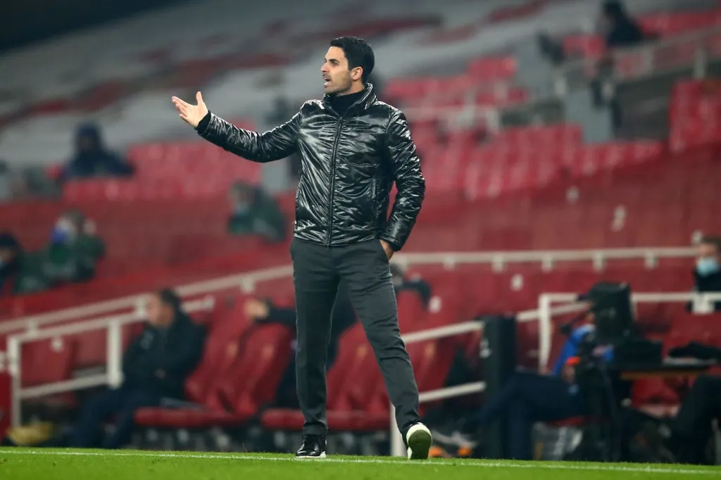 'On me l'a dit' : Duncan Castles partage le montant qu'Arsenal est prêt à dépenser ce mois-ci' title=''On me l'a dit' : Duncan Castles partage le montant qu'Arsenal est prêt à dépenser ce mois-ci