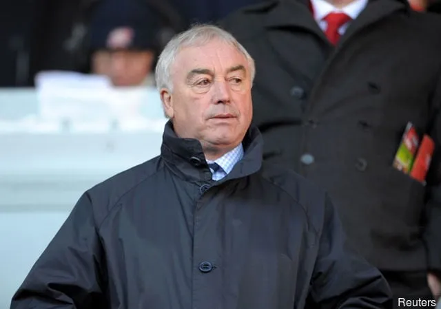 Bericht: Stan Ternent von Hull beabsichtigt, Aston Villa trotz Bruces Interesse an einer Wiedervereinigung abzulehnen