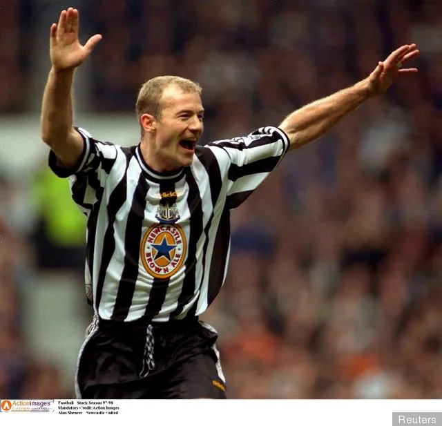 Alan Shearer bij Newcastle United' title='Dwight Gayle geeft commentaar op zijn wens om een ​​held te worden bij Newcastle United