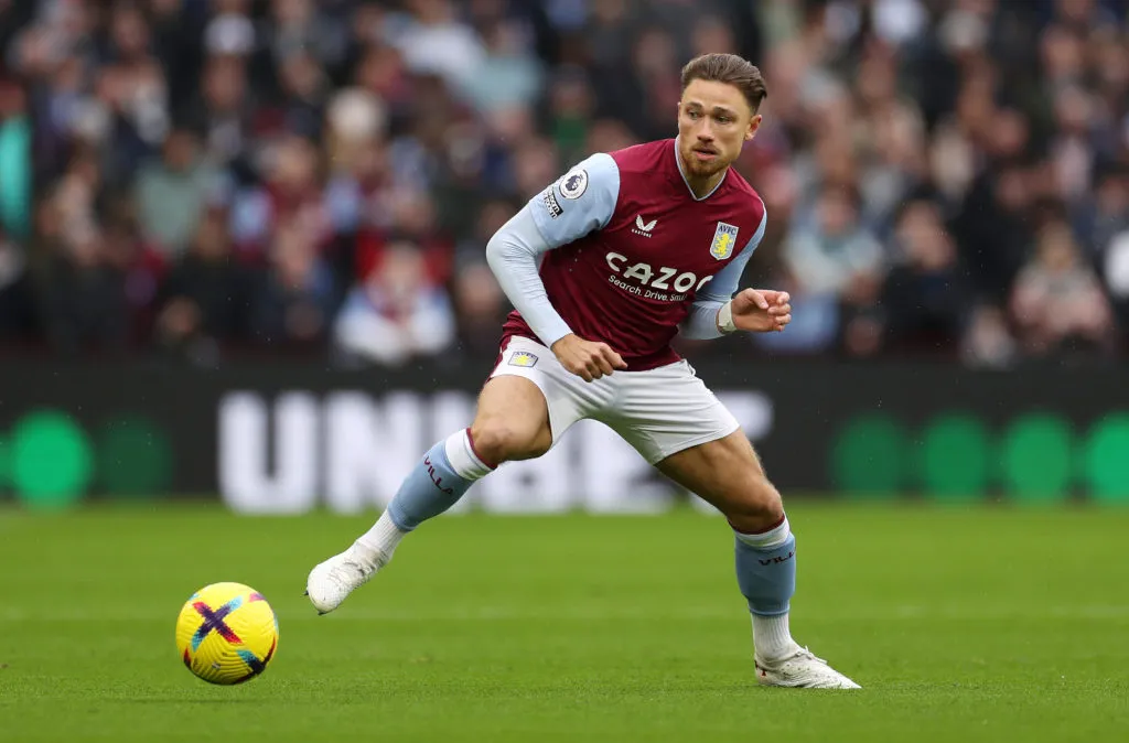 Aston Villa blev ramt af en skade, da Matty Cash blev tvunget ud for Polen mod Tjekkiet