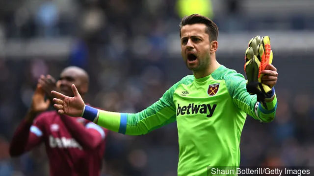 「メダルに値する」：ウェストハムのウカシュ・ファビアンスキがポーランドの英雄的行為を称賛